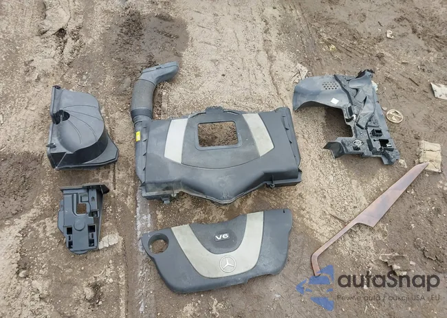 WDDGF8BB0CA598959: 44624925