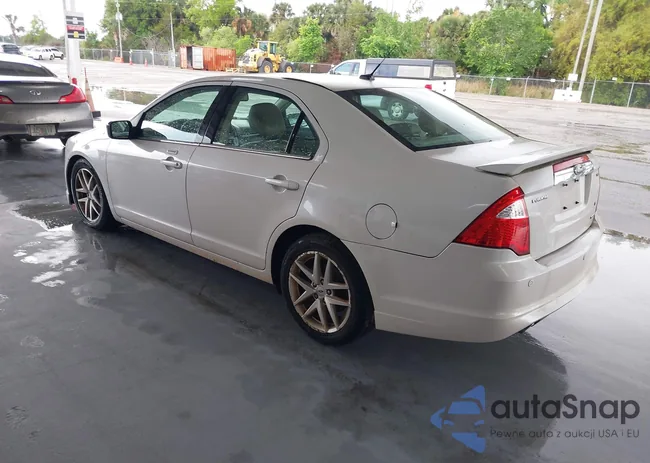 3FAHP0JG8CR111836: 44624022