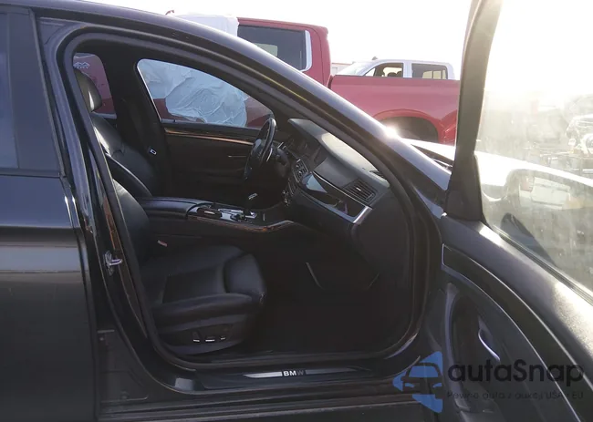 WBAFR7C51CC815341: 44624054