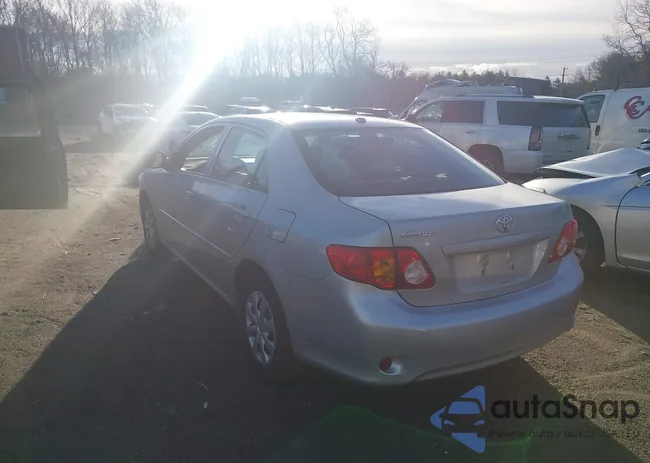 2T1BU4EE7AC273551: 44624127