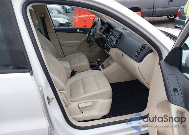 WVGAV7AX4CW579422: 44624237