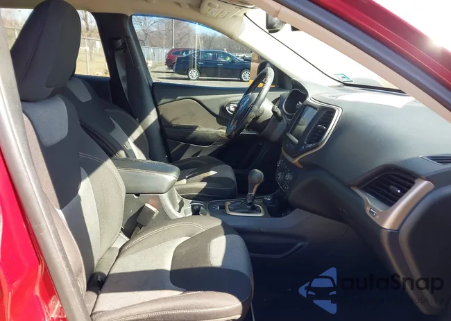 1C4PJMCSXEW184089: 44625748