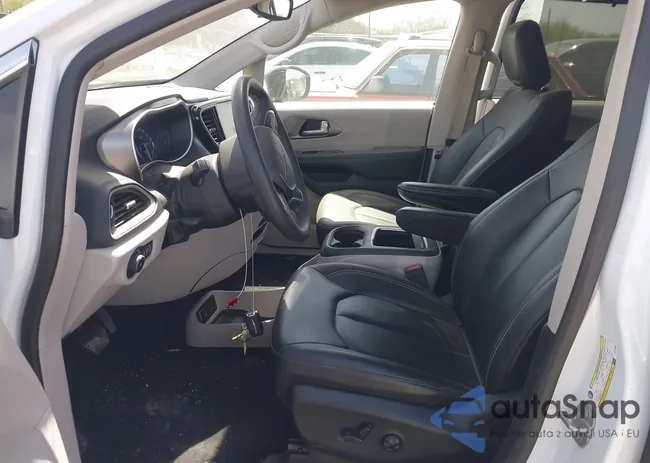 2C4RC1BG1RR115885: 44625834