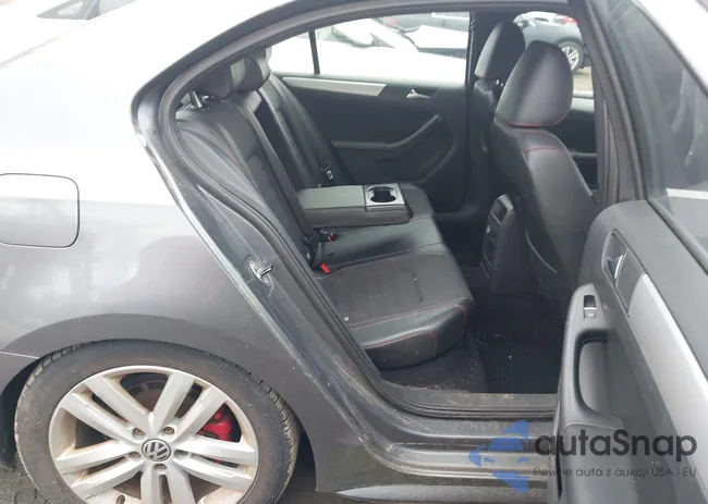 3VW4A7AJ9CM366228: 44625911