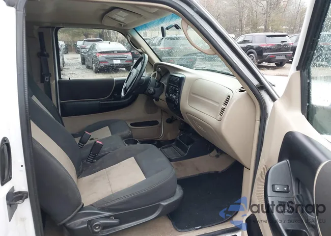 1FTYR44E08PA94776: 44625946