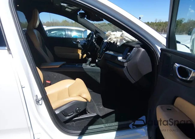 LYV102RKXKB298258: 44626008