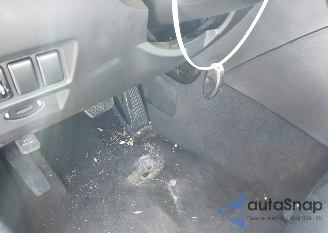 JN8AS1MW9AM852445: 44625083