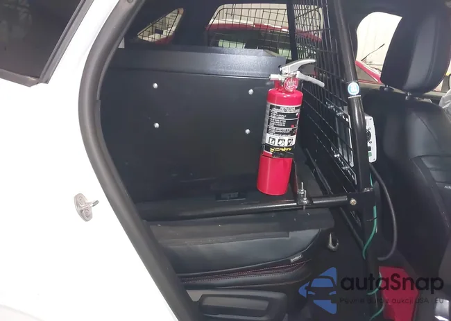 1FMCU9NZ8RUB22961: 44625418