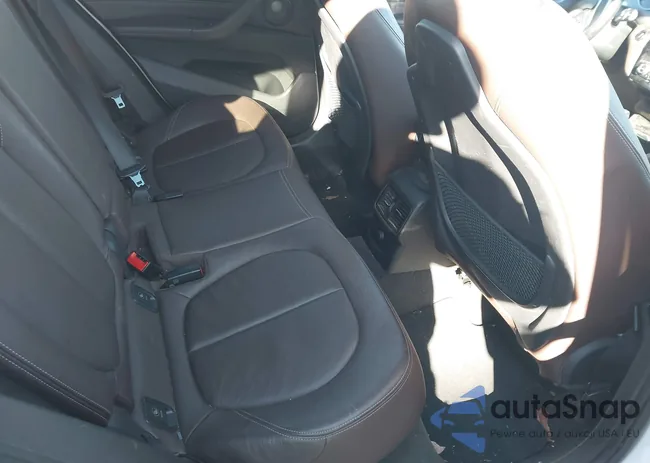 WBXHT3C37GP881608: 44626467