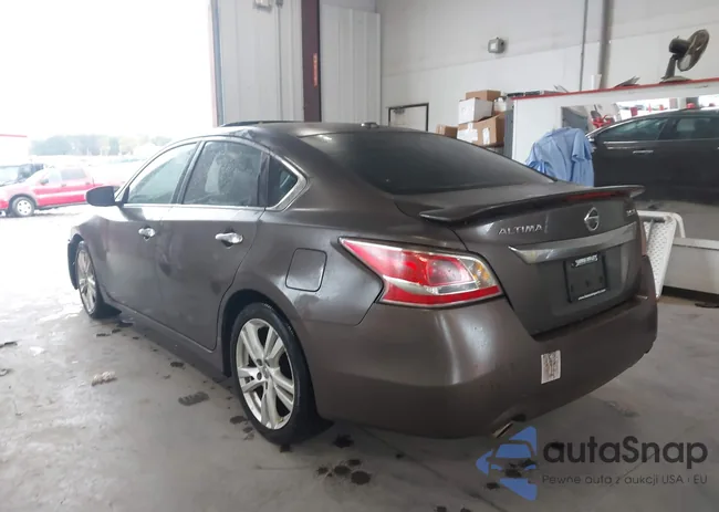 1N4BL3APXDN400174: 44626743