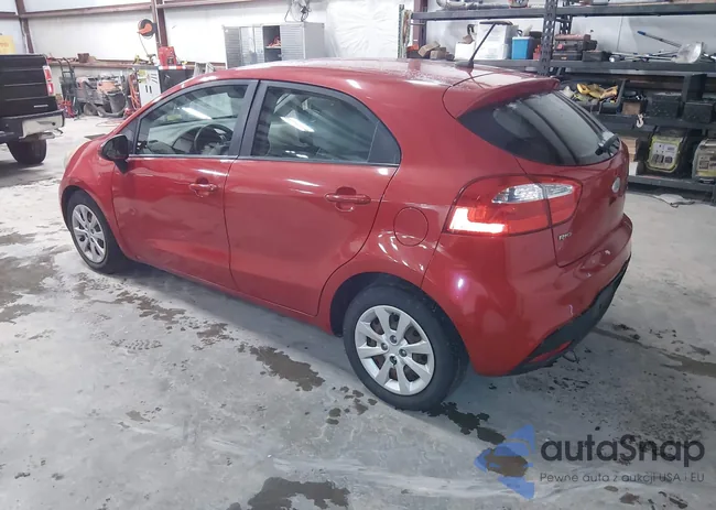 KNADM5A35D6307028: 44626799