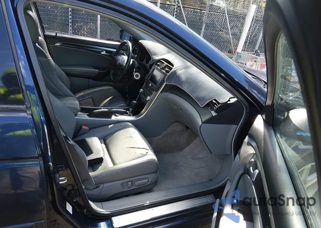 19UUA66235A030087: 44626954