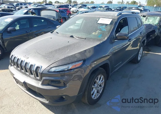 1C4PJMCSXGW111131: 44627755