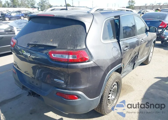 1C4PJMCSXGW111131: 44627755