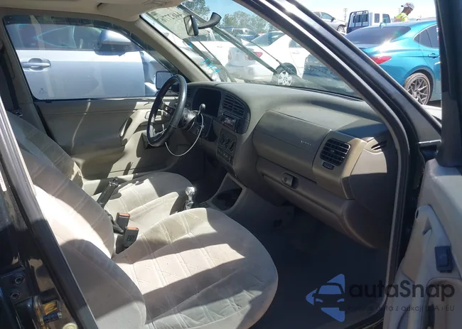 3VWMB81H2VM120124: 44627767