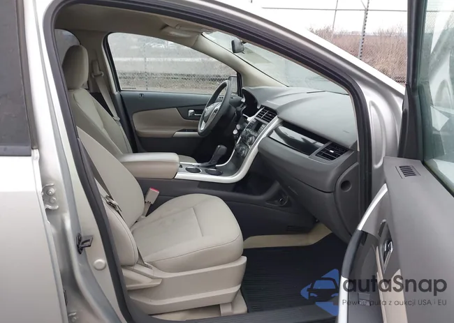 2FMDK3GC0CBA07445: 44627807