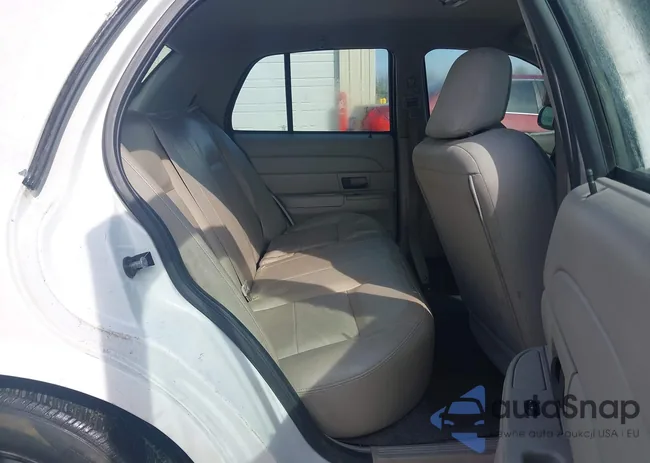 2FAFP71V58X102275: 44627904