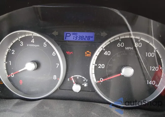 KMHCM3AC8BU197079: 44627964