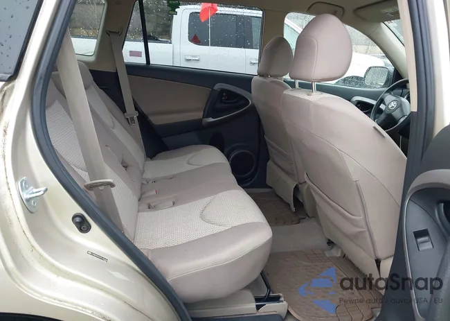 JTMBD33V375120295: 44627178