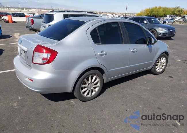 JS2YC5A26B6301661: 44628421