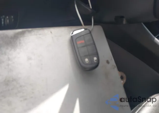 3C4NJDBNXRT138549: 44628519