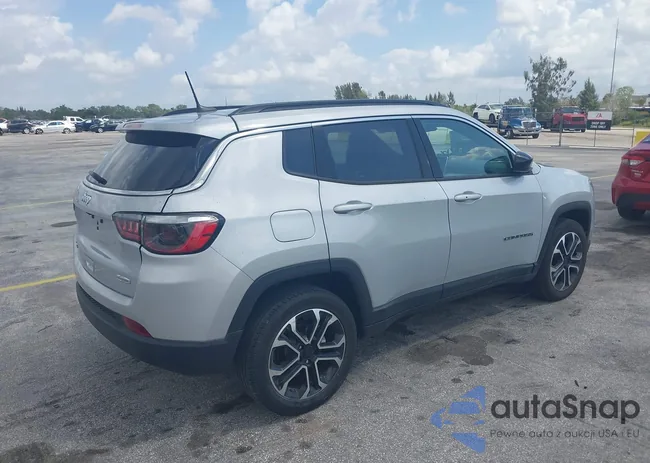 3C4NJDBNXRT138549: 44628519