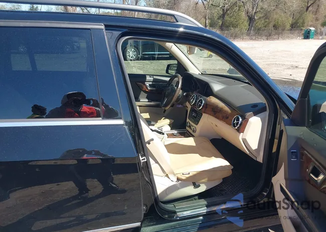 WDCGG5HB7DF943626: 44628607