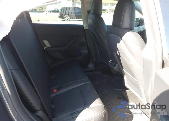 7SAYGDEF5NF511752: 44628621