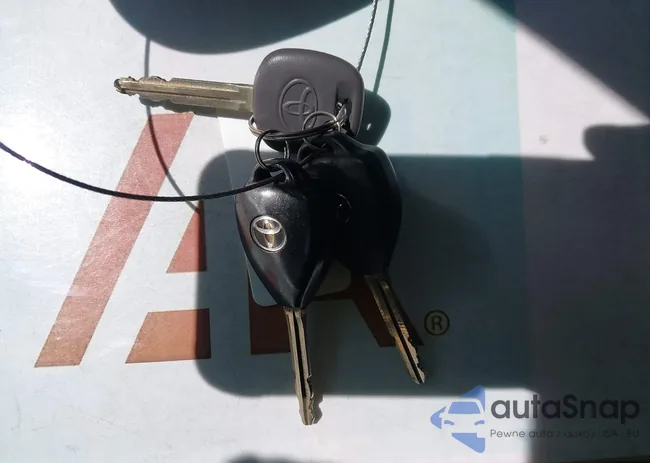 2T1BU4EE7CC876471: 44628753