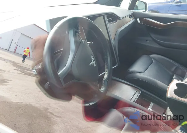 5YJXCAE25LF219774: 44628844