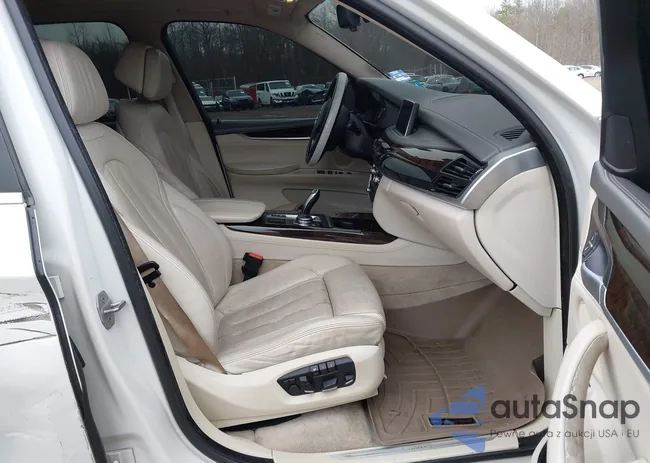 5UXKR0C59F0P00600: 44628307