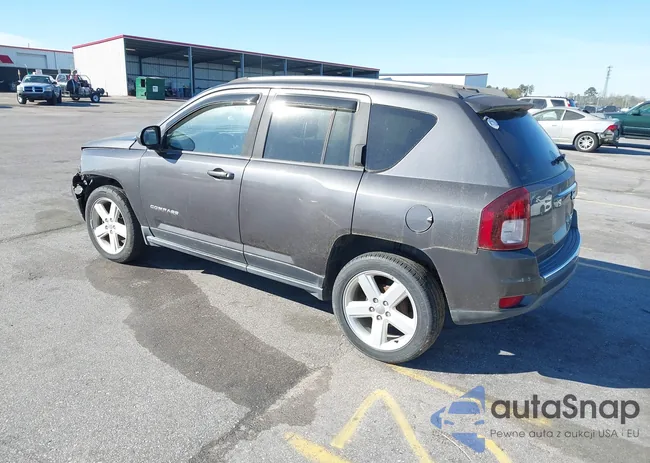 1C4NJCEA5ED754422: 44629545