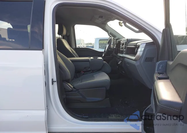 1FT7W2BN0REE37272: 44629604