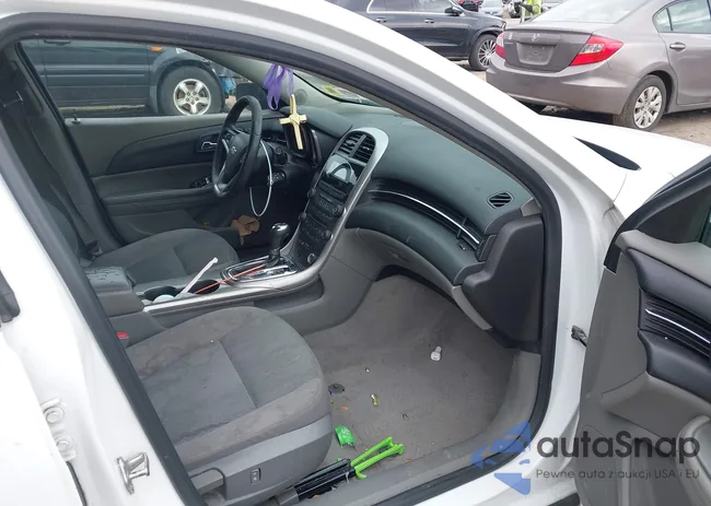 1G11A5SA9DU142939: 44629671