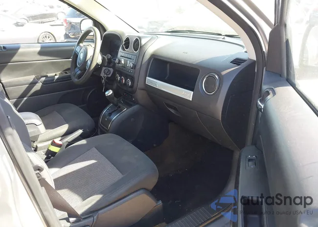 1C4NJCBA5GD648883: 44629685