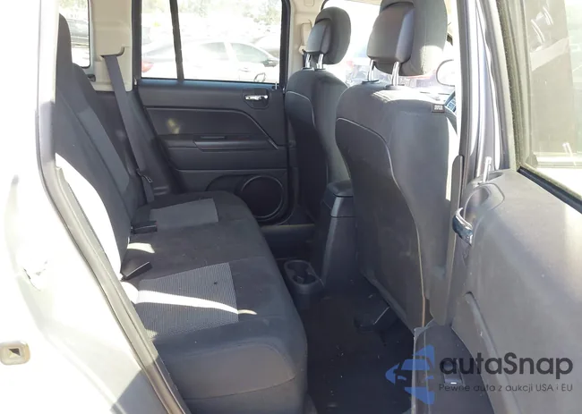 1C4NJCBA5GD648883: 44629685