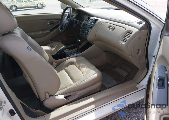 1HGCG32521A002218: 44630681