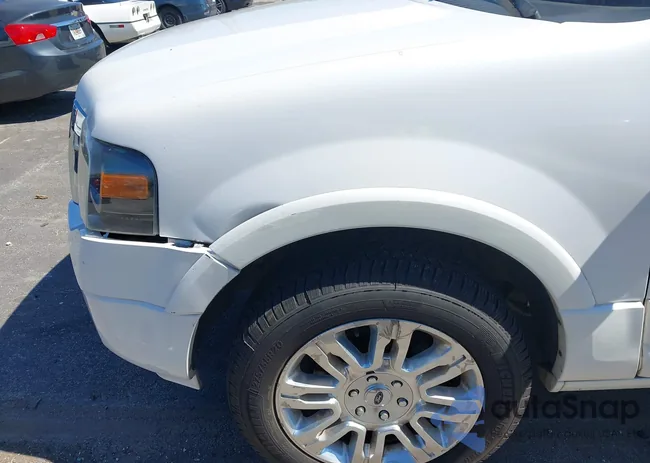 1FMJU2A55CEF12161: 44630840