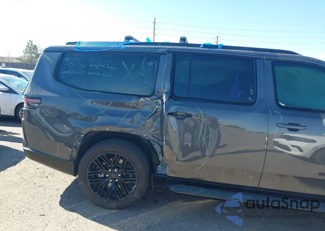 1C4SJSBP6SS531724: 44630913