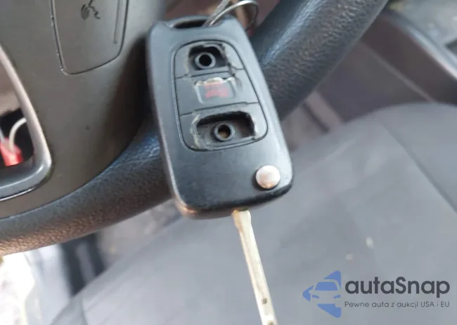 KNDJT2A20B7343568: 44630924