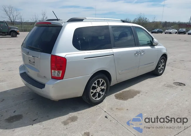 KNDMH4C76E6542251: 44630994