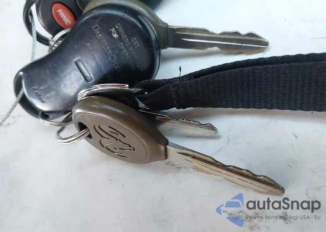 1B3EL46X46N265705: 44630229