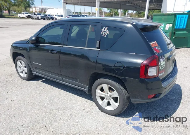 1C4NJCBA7CD647616: 44631542