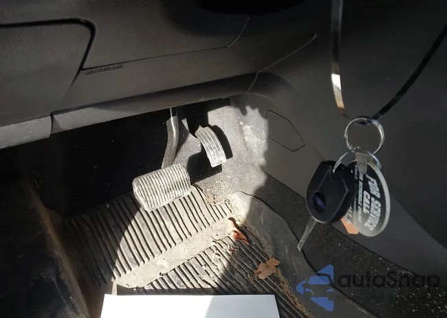 1FMCU0GD9JUA72850: 44631739