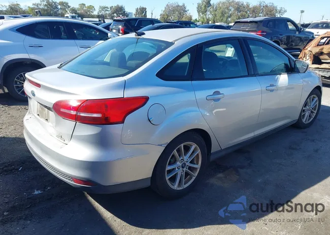 1FADP3F24GL284061: 44631915