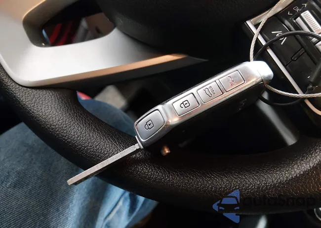 3KPF24AD5RE741911: 44631974