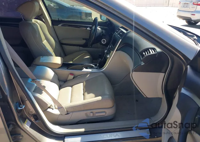 19UUA662X7A044328: 44632834