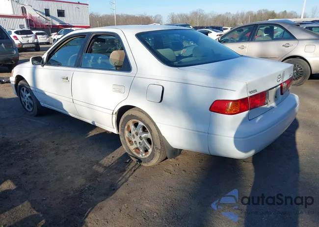 4T1BF22KXYU947709: 44632385