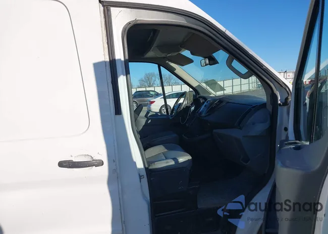 1FTYR2CM6GKA16835: 44633475