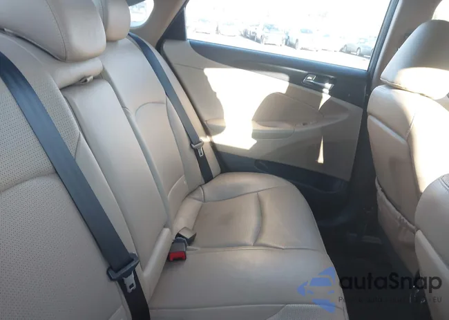 5NPEC4AC0EH930651: 44633669